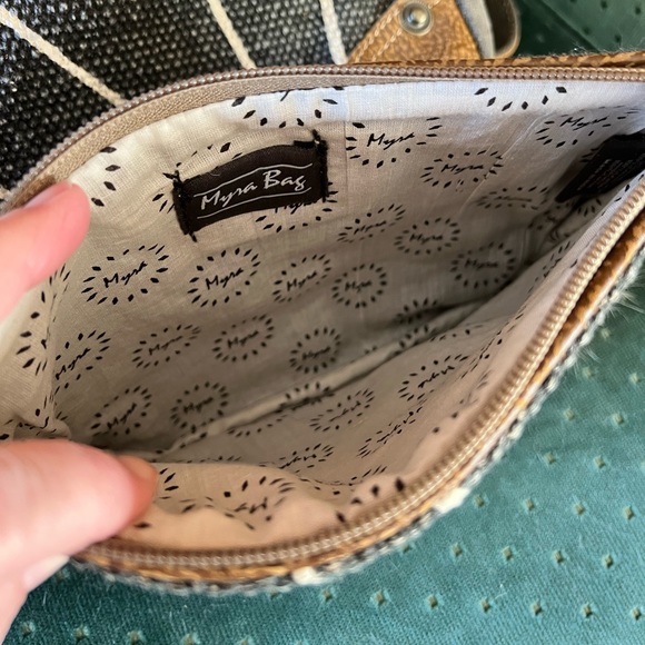 Myra Bag - NWT matching Backpack & Pouch - Picture 6 of 7